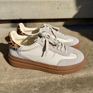 Steve Madden DODGE platform women’s sneakers, women’s size 8, NWOT